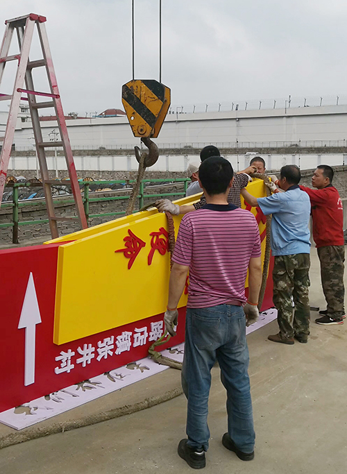 點(diǎn)擊瀏覽下一頁